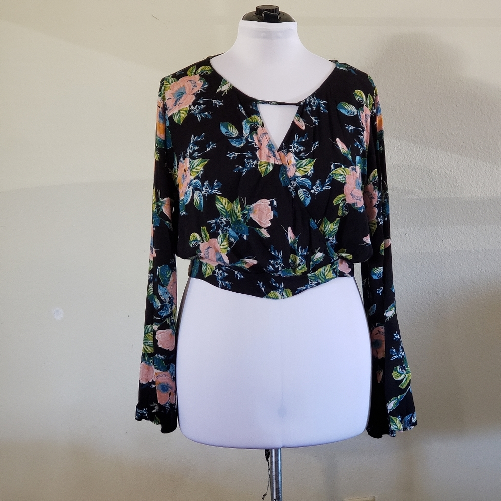 Xhilaration Crop Top size XXL